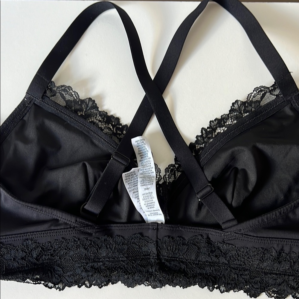 Savage X Fenty Lace Race Low Impact Sports Bra - Picture 4 of 5
